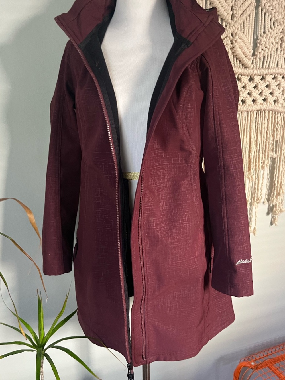 Eddie Bauer midweight parka, fleece lining, petite small